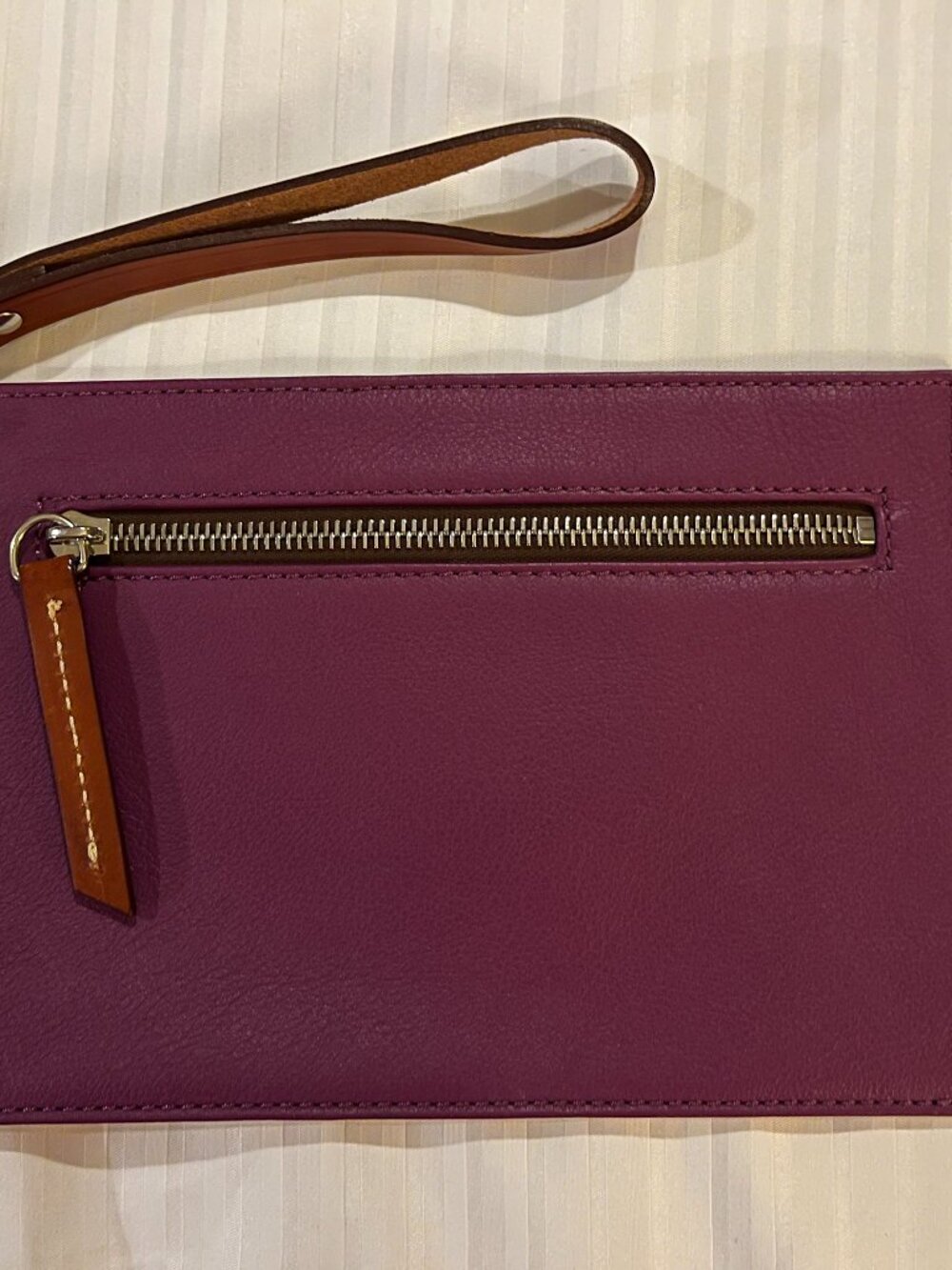 Dooney & Bourke Leather Wristlet NWOT Purple with British Tan Strap and Patch